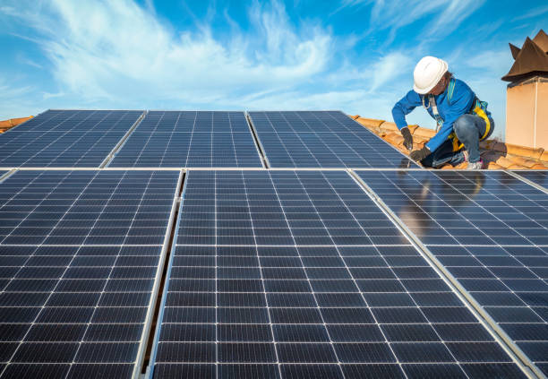 Best Solar Panel Roofing Installation  in Leland Grove, IL